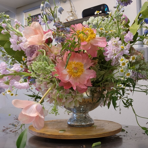 💐Meet Mylissa! Mom, Wife, Floral Designer, Business Owner 💐 - Picture 11 of 16